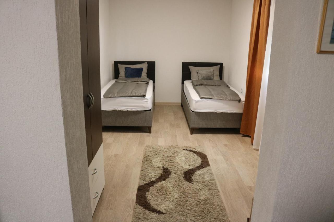 Right Place Apartment Visoko Bagian luar foto