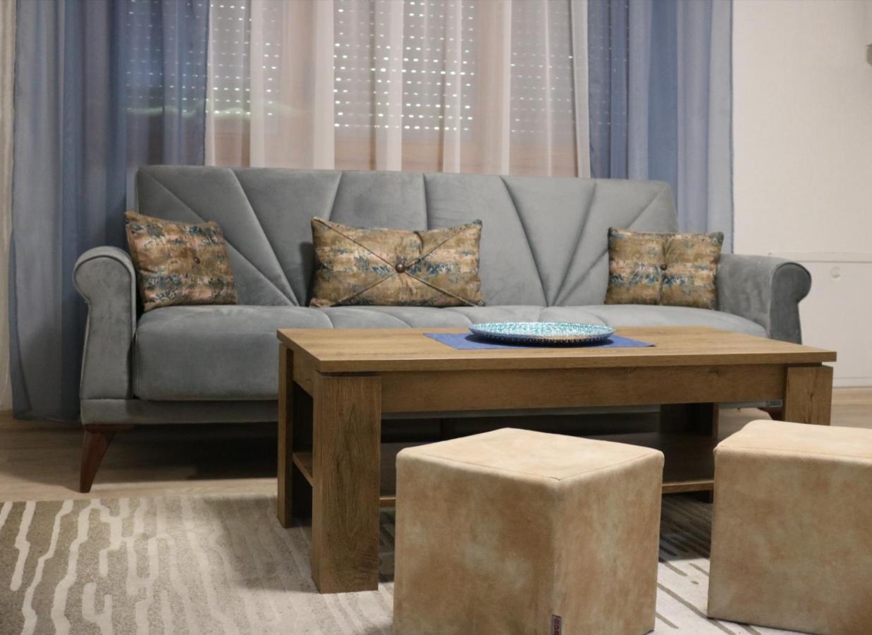 Right Place Apartment Visoko Bagian luar foto